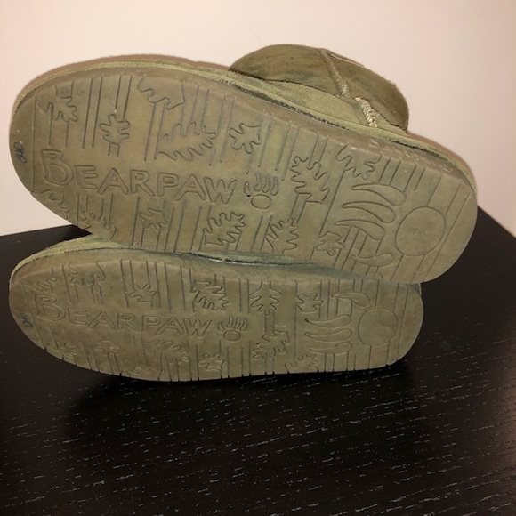 Gorgeous BearPaw winter, snow size 7 - Picture 4 of 6